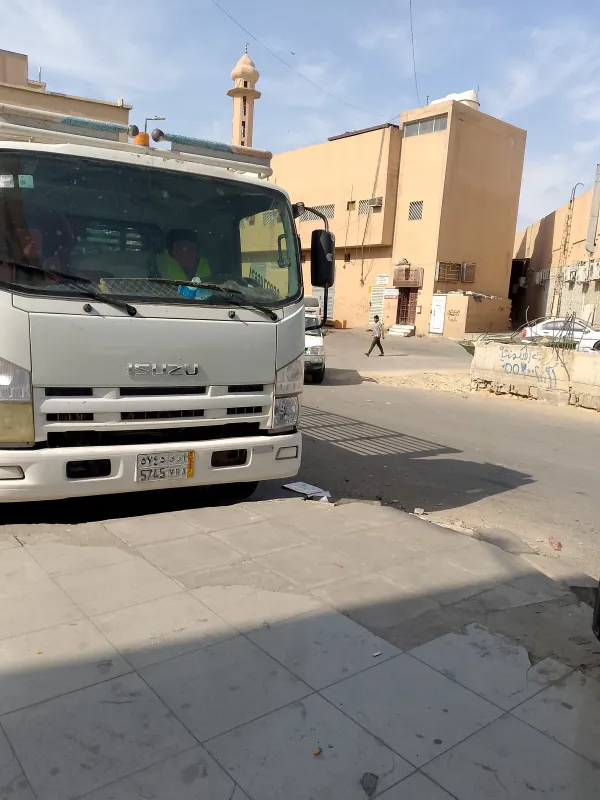 دينا طش الاثاث القديم بالرياض 0537486934