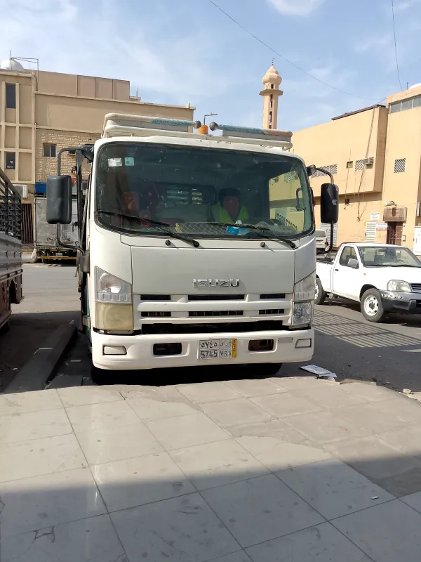 دينا طش الاثاث القديم بالرياض 0537486934