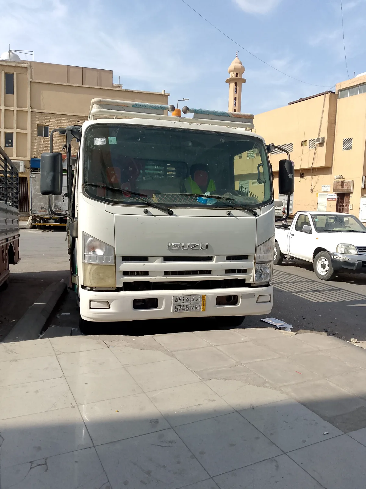 دينا طش الاثاث القديم بالرياض 0537486934 — الصورة 1