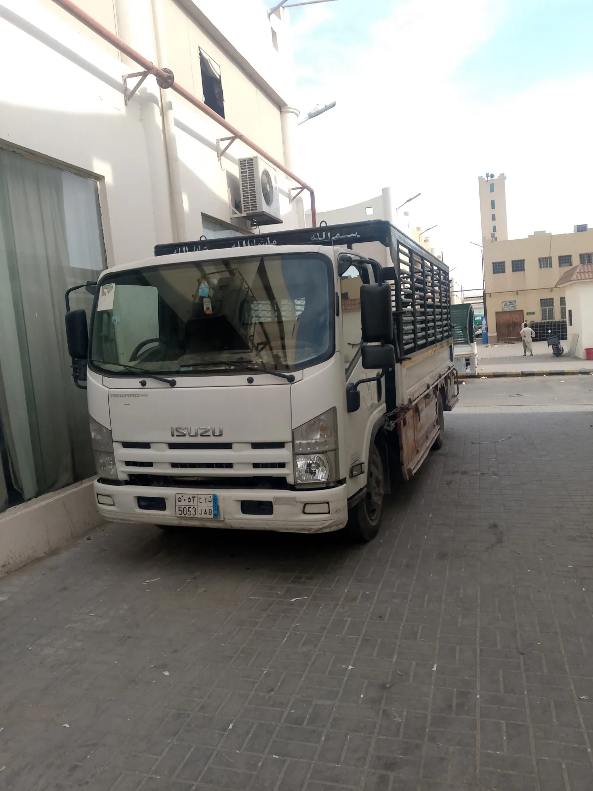 دينا تخلص من الاثاث القديم بالرياض 0537486934 — الصورة 3