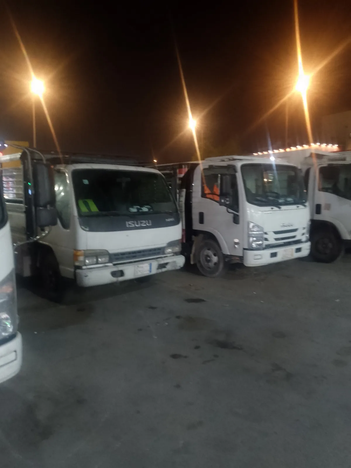 دينا طش الاثاث القديم بالرياض 0537486934 — الصورة 1